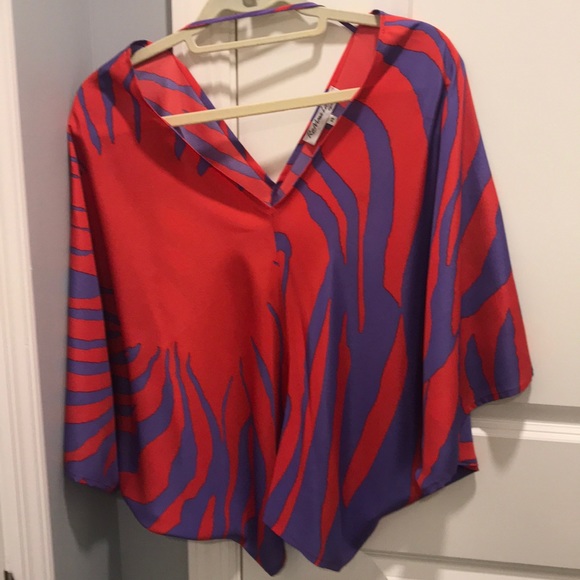 Silky blouse - Picture 2 of 5